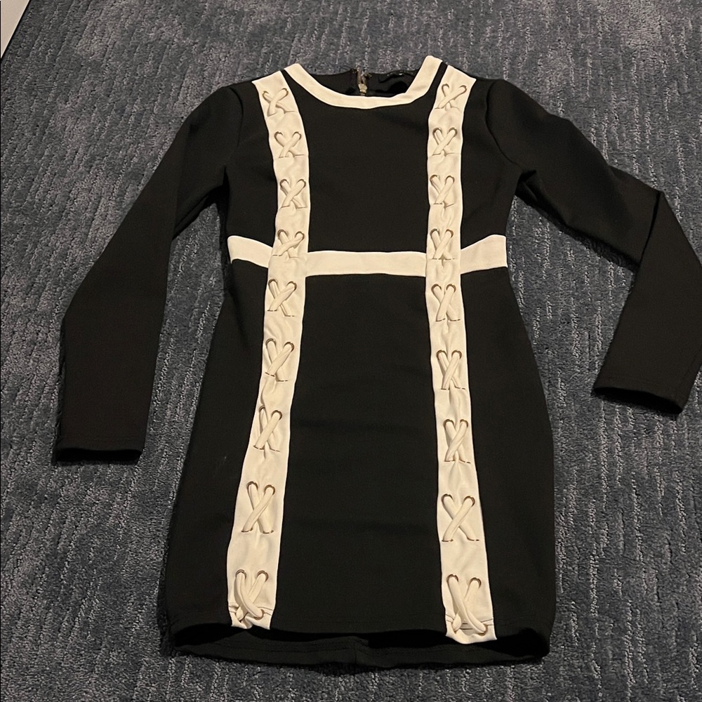 Elegant Black and White Long Sleeve Dress